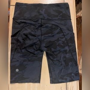 Lululemon Fast and Free Bike Shorts 10” Camo
